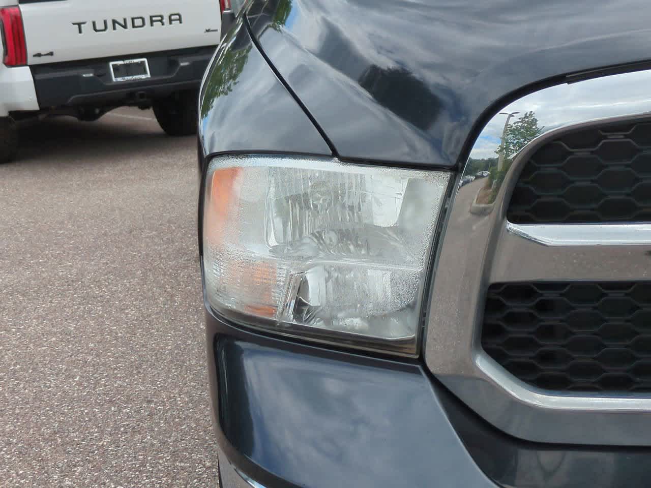 Thumbnail: 2021 RAM 1500 Classic - 10
