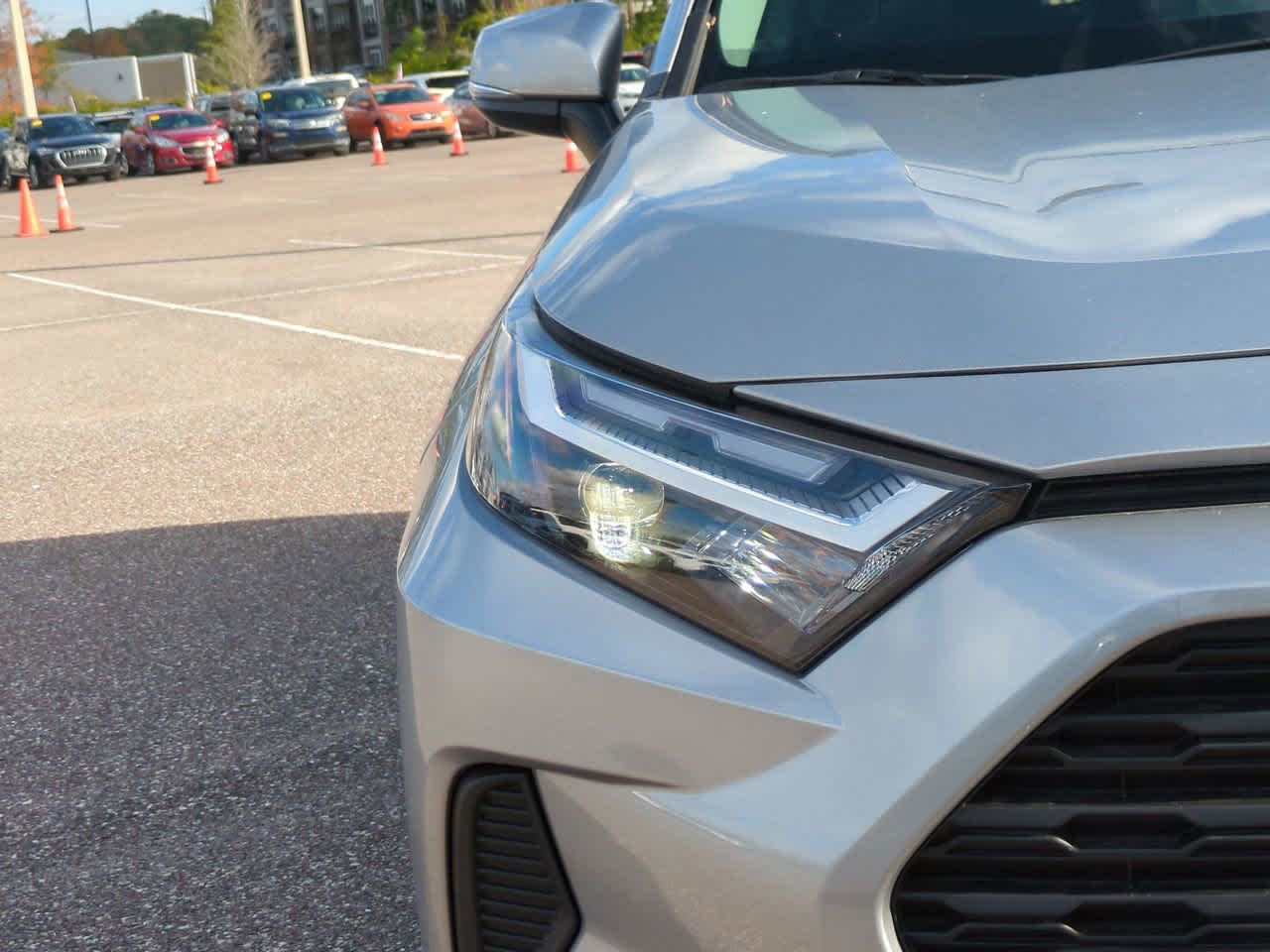 Thumbnail: 2025 Toyota RAV4 - 10