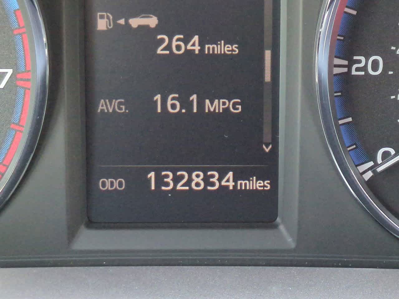 Thumbnail: 2016 Toyota RAV4 - 25