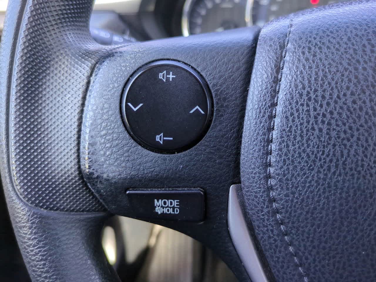 Thumbnail: 2015 Toyota Corolla - 21