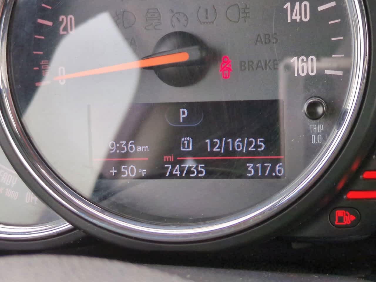 Thumbnail: 2015 MINI Cooper Hardtop - 22