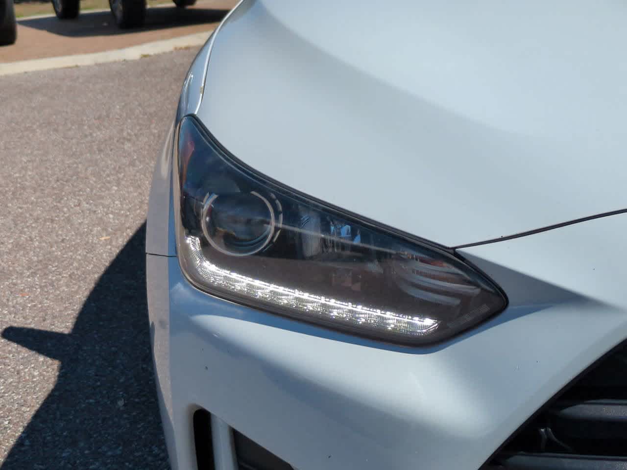 Thumbnail: 2019 Hyundai Veloster - 9