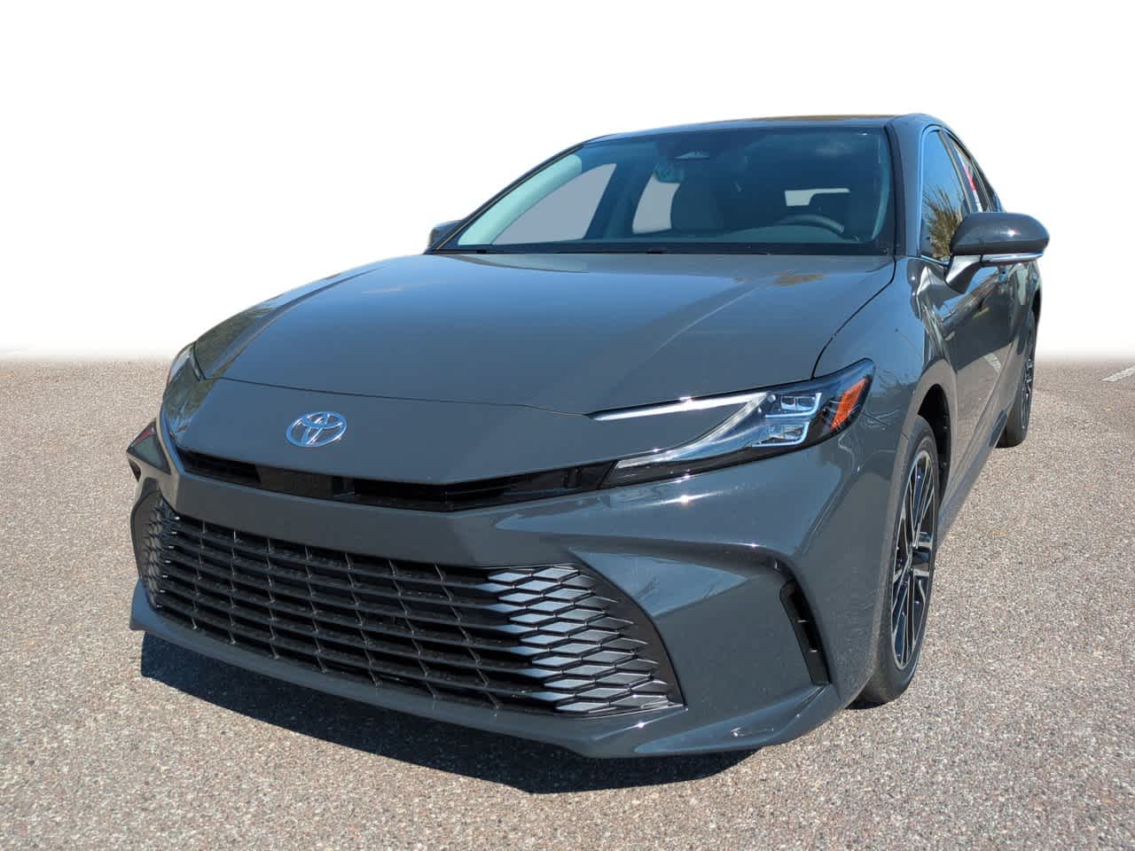 2026 Toyota Camry XLE's photo