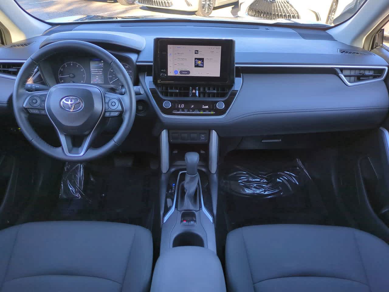 Thumbnail: 2025 Toyota Corolla Cross - 14