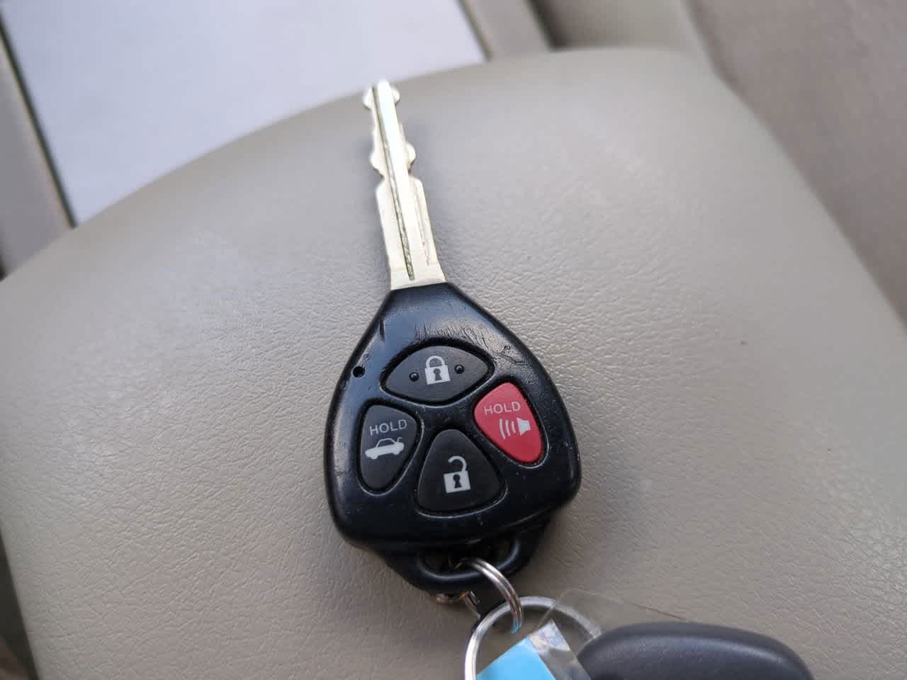 Thumbnail: 2010 Toyota Camry - 22