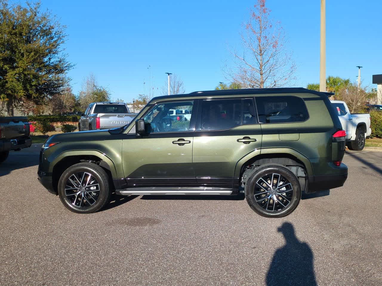 Thumbnail: 2024 Lexus GX - 3