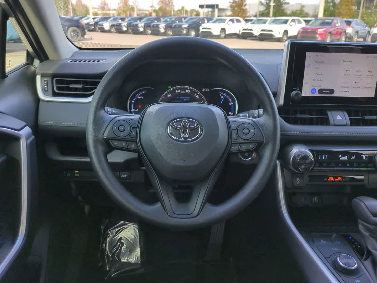 Thumbnail: 2025 Toyota RAV4 - 15