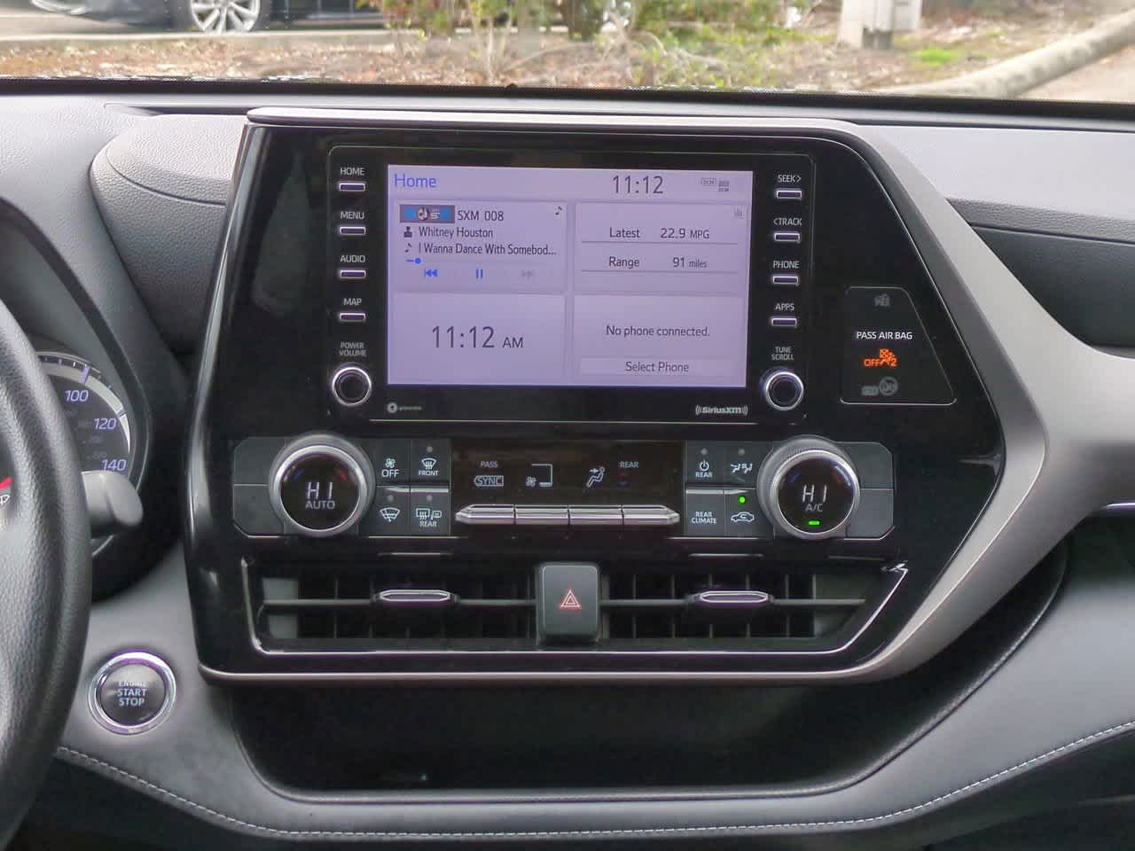 Thumbnail: 2022 Toyota Highlander - 18