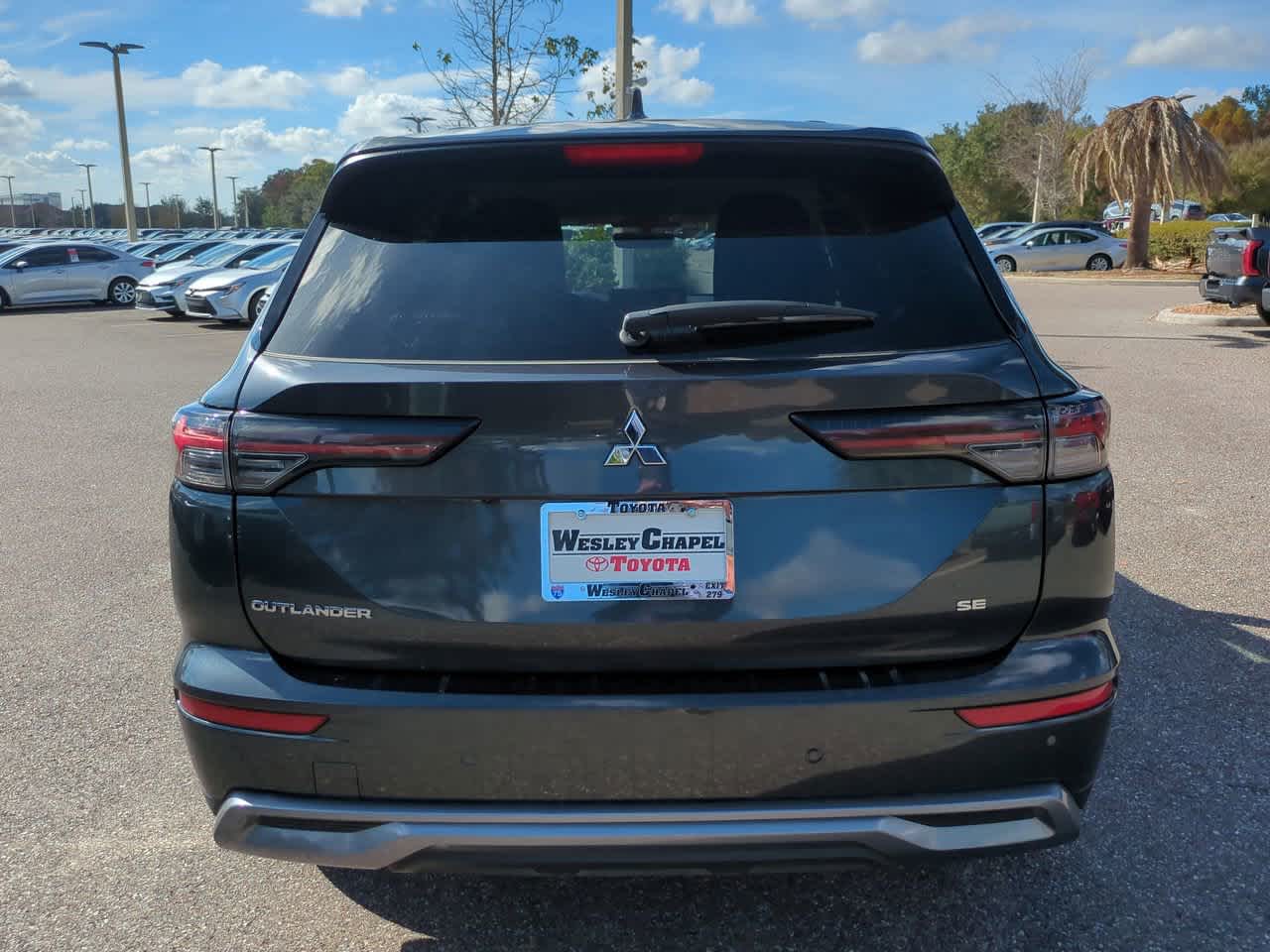 Thumbnail: 2025 Mitsubishi Outlander - 5