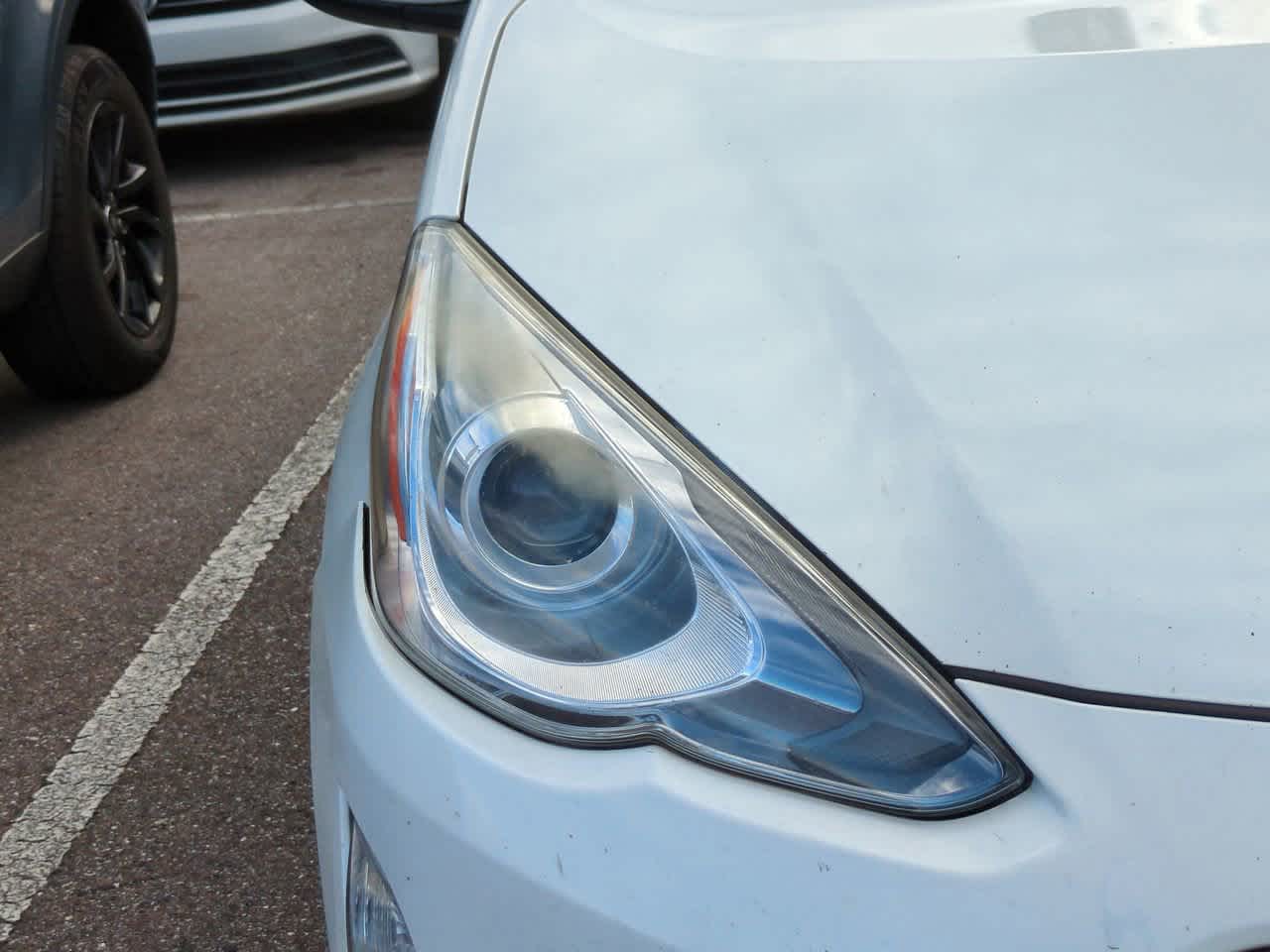 Thumbnail: 2017 Toyota Prius c - 8