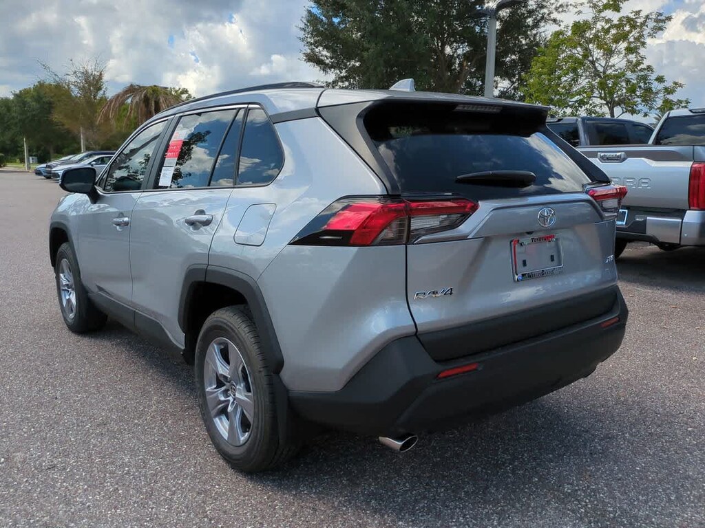 New 2025 Toyota RAV4 XLE SUV