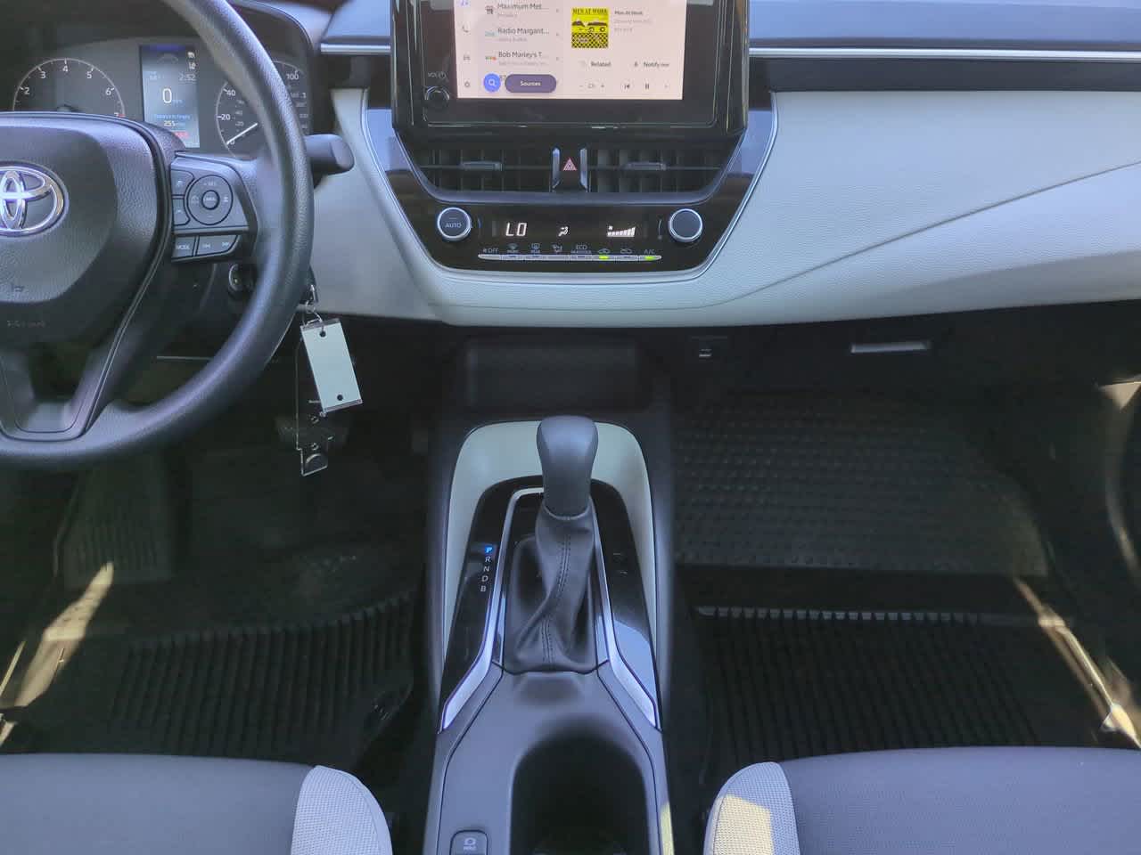 Thumbnail: 2025 Toyota Corolla - 18