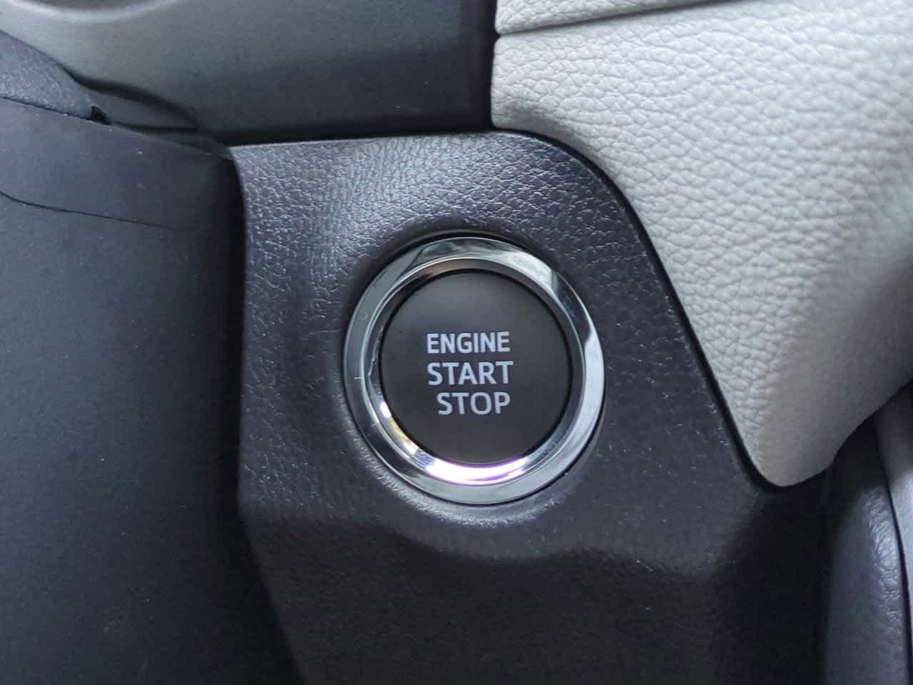 Thumbnail: 2025 Toyota RAV4 - 26