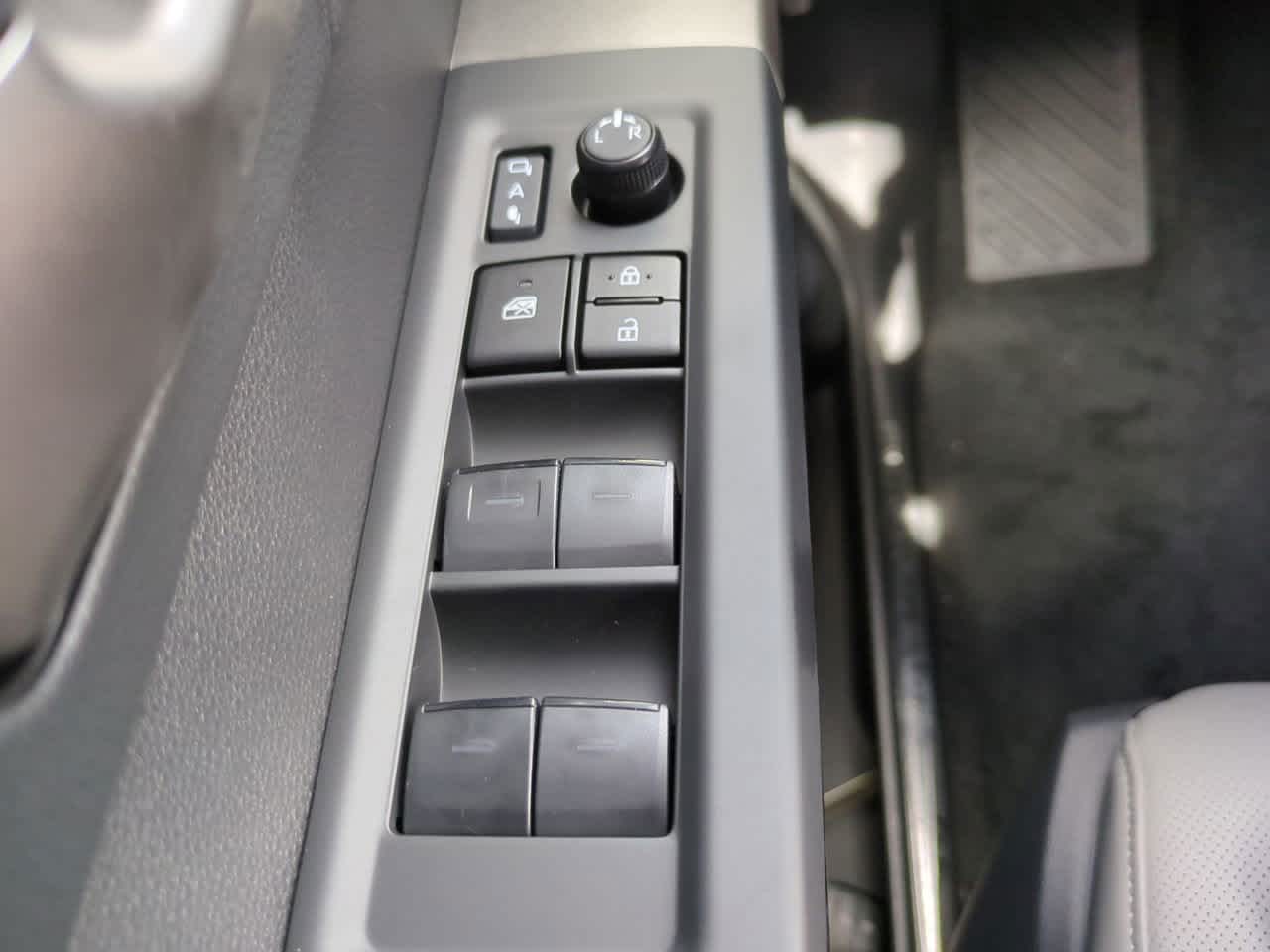 Thumbnail: 2026 Toyota Tundra - 22