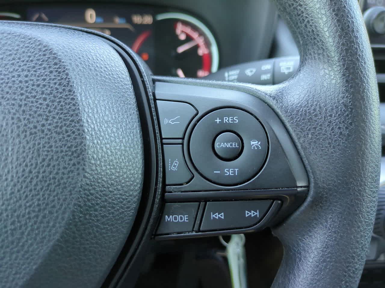 Thumbnail: 2024 Toyota RAV4 - 23