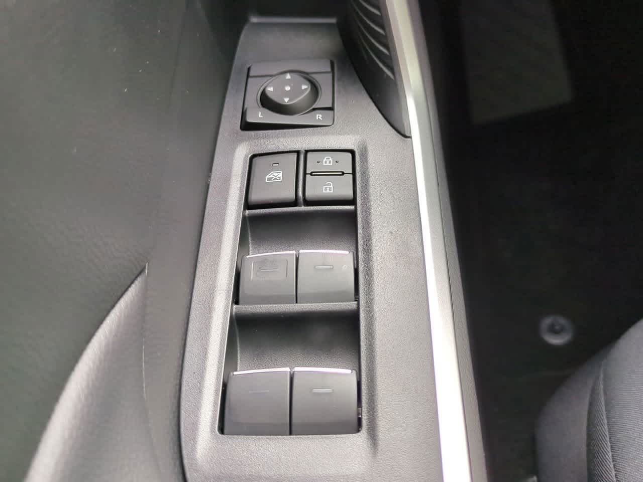 Thumbnail: 2025 Toyota RAV4 - 22