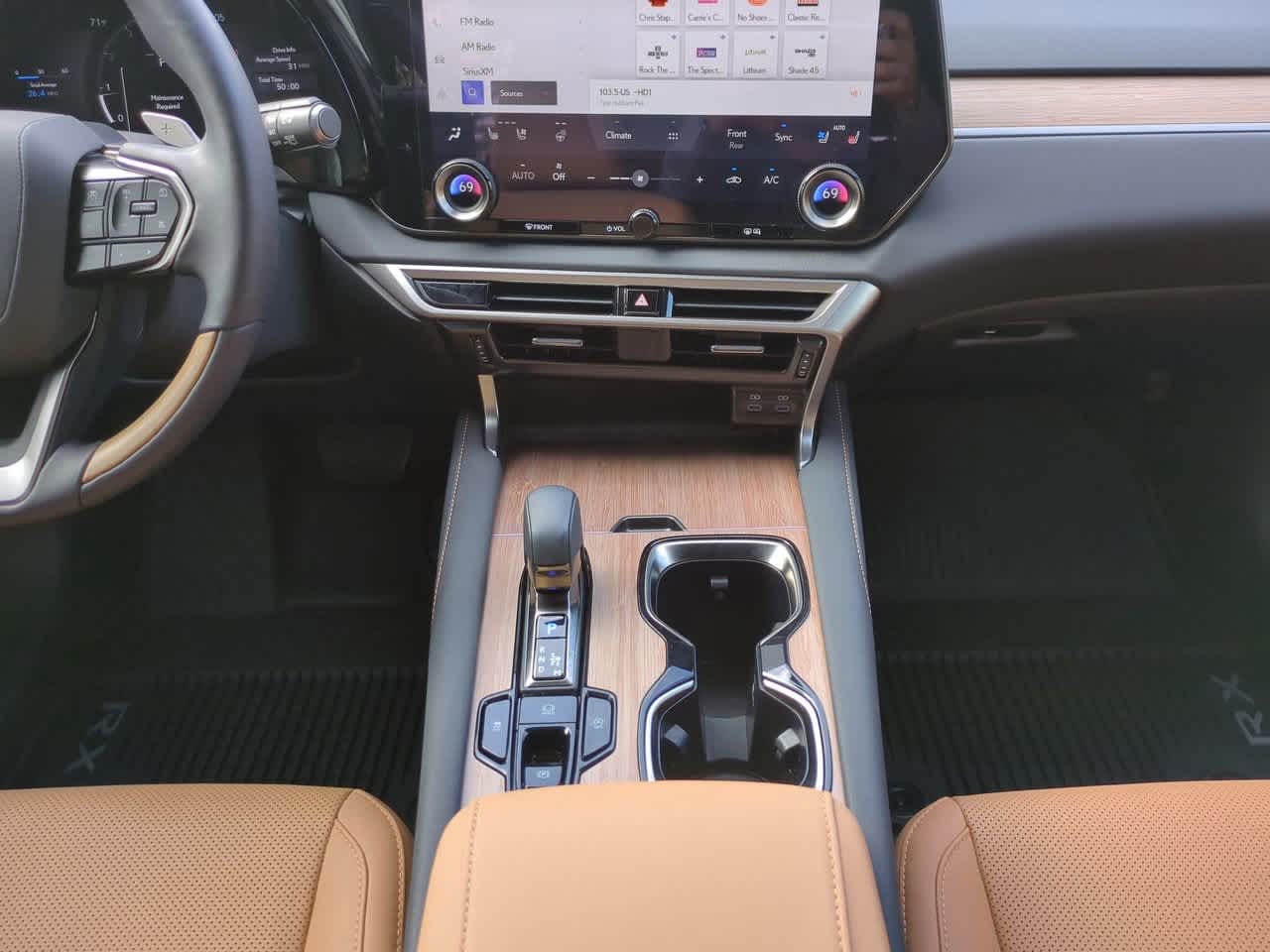 Thumbnail: 2025 Lexus RX - 18