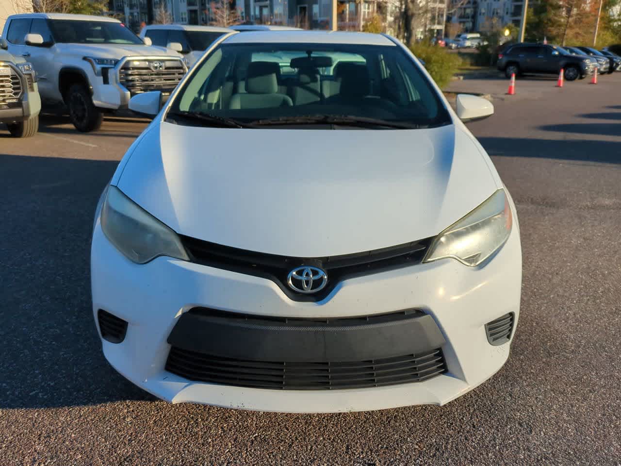 Thumbnail: 2015 Toyota Corolla - 8