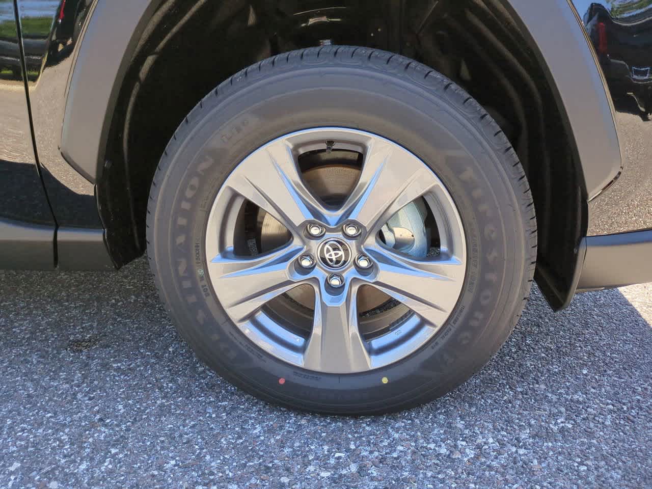 Thumbnail: 2025 Toyota RAV4 - 11