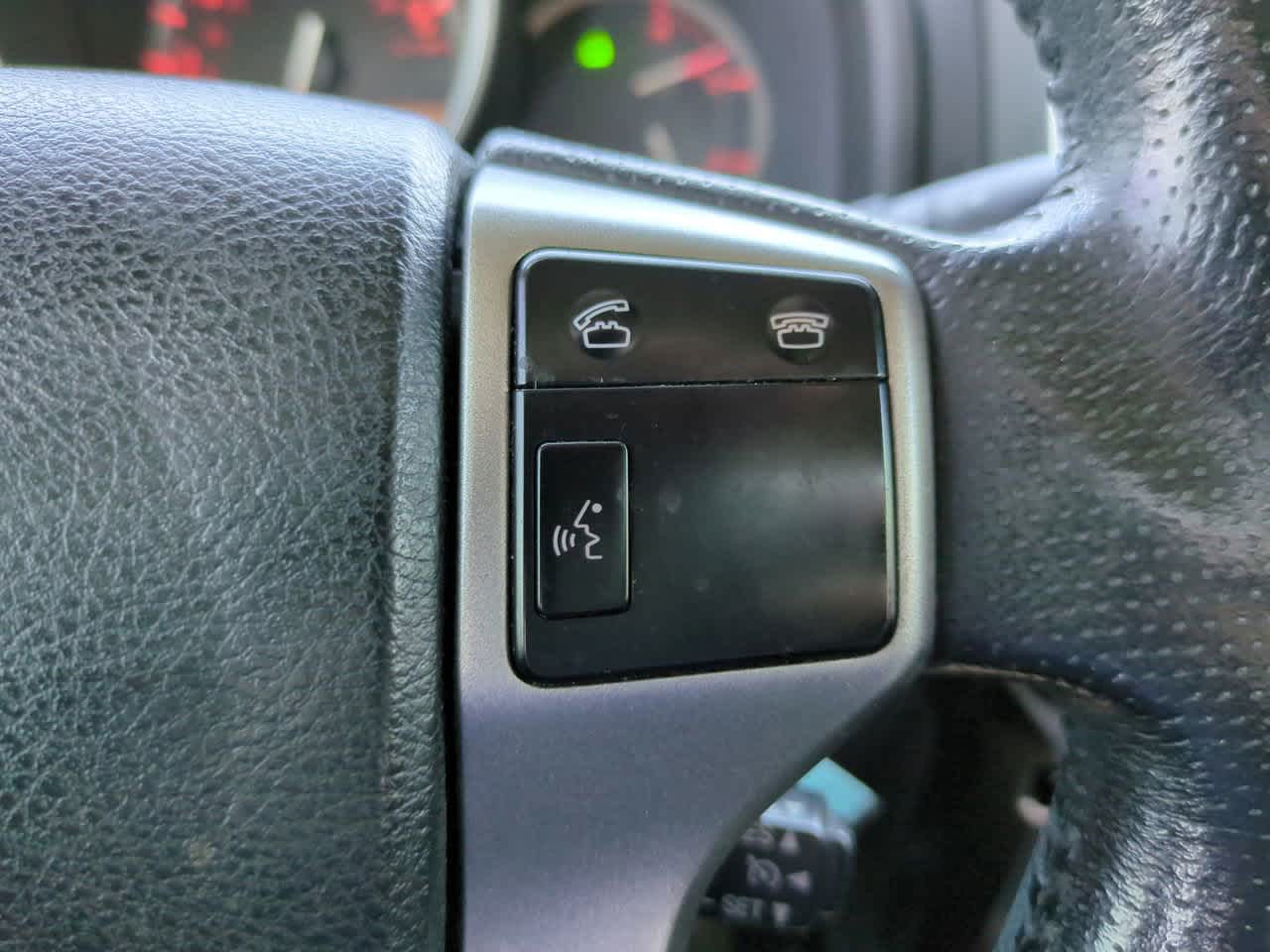 Thumbnail: 2011 Toyota 4Runner - 25