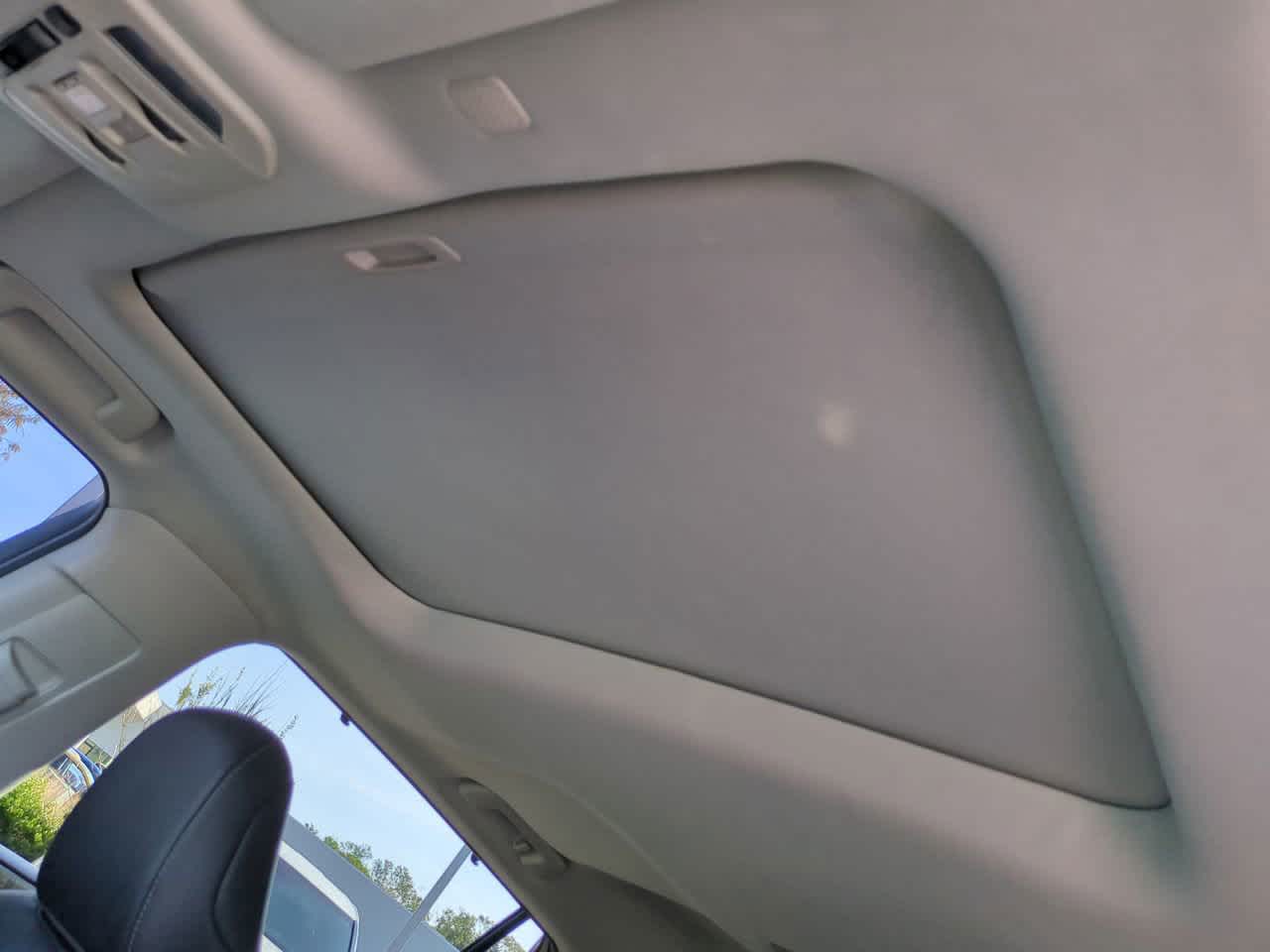 Thumbnail: 2022 Toyota Highlander - 20