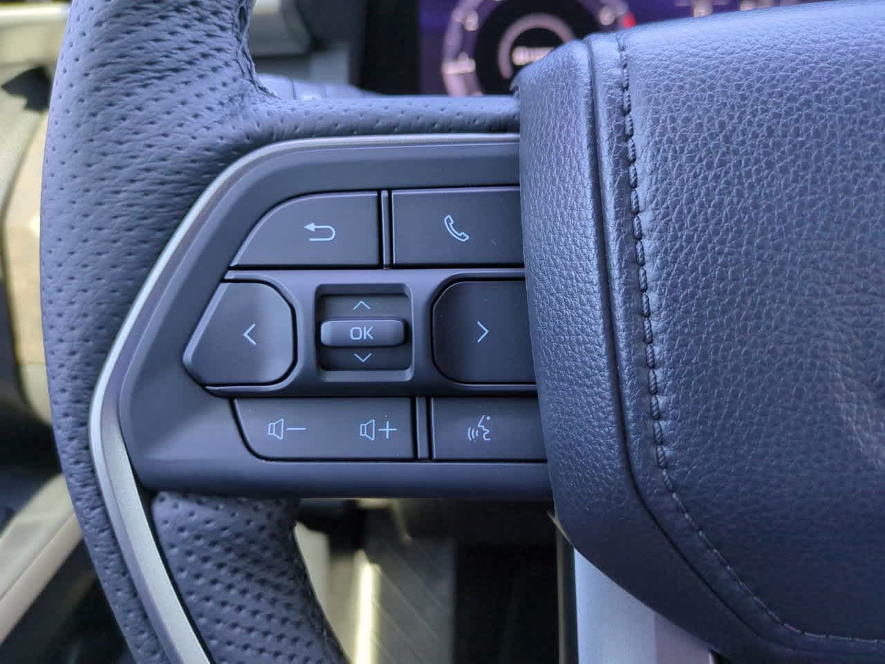 Thumbnail: 2025 Toyota Tacoma - 24