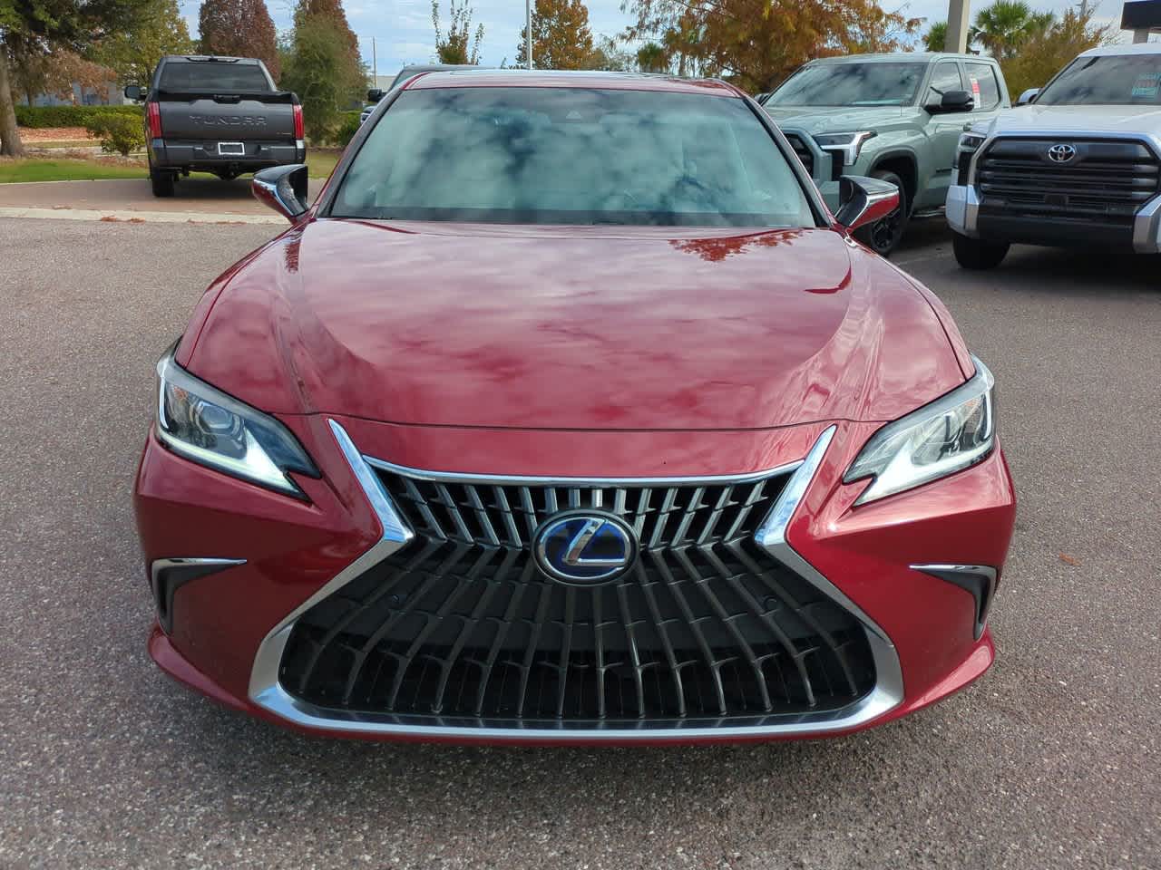 Thumbnail: 2022 Lexus ES - 9