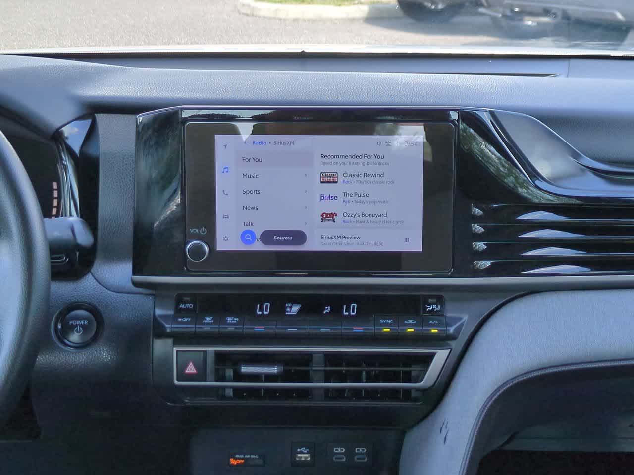 Thumbnail: 2025 Toyota Camry - 17