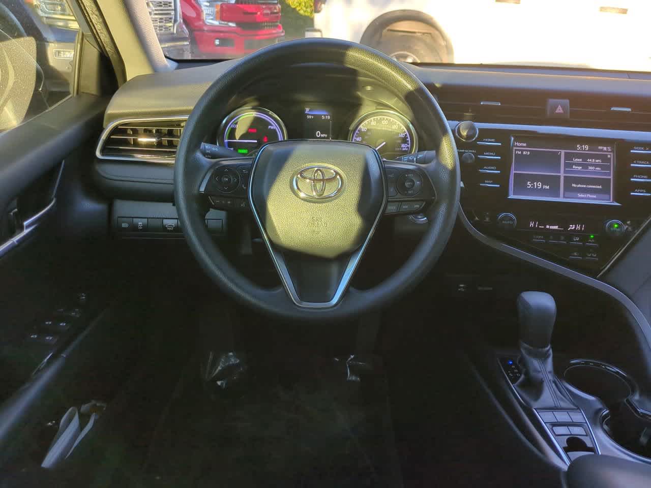 Thumbnail: 2019 Toyota Camry - 14