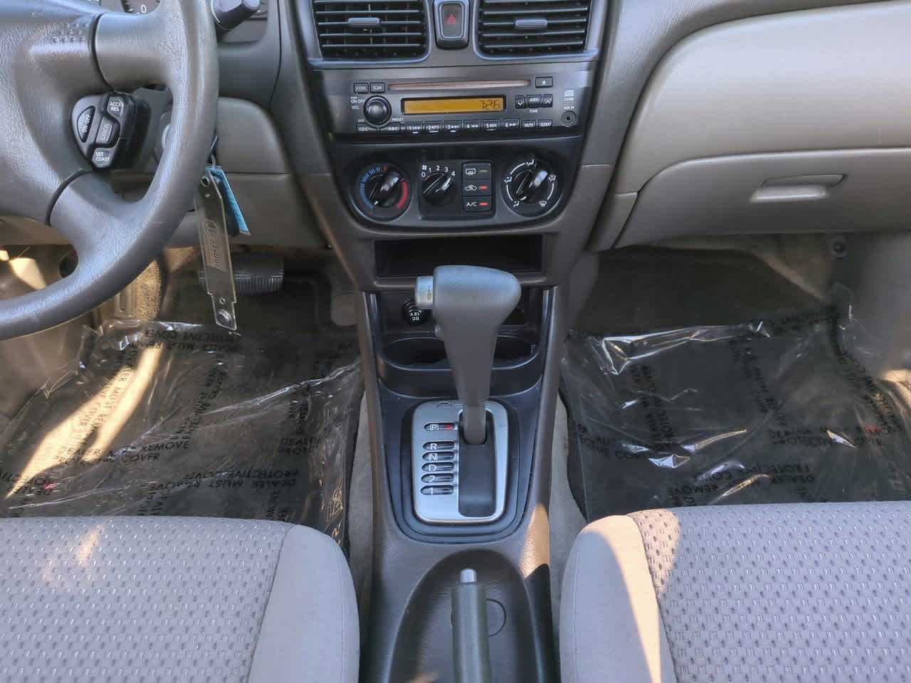Thumbnail: 2005 Nissan Sentra - 18