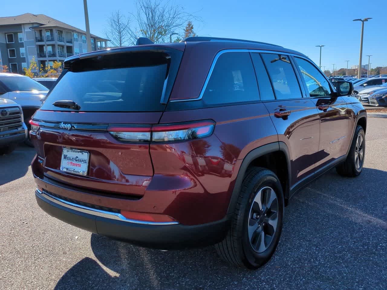 Thumbnail: 2022 Jeep Grand Cherokee - 6