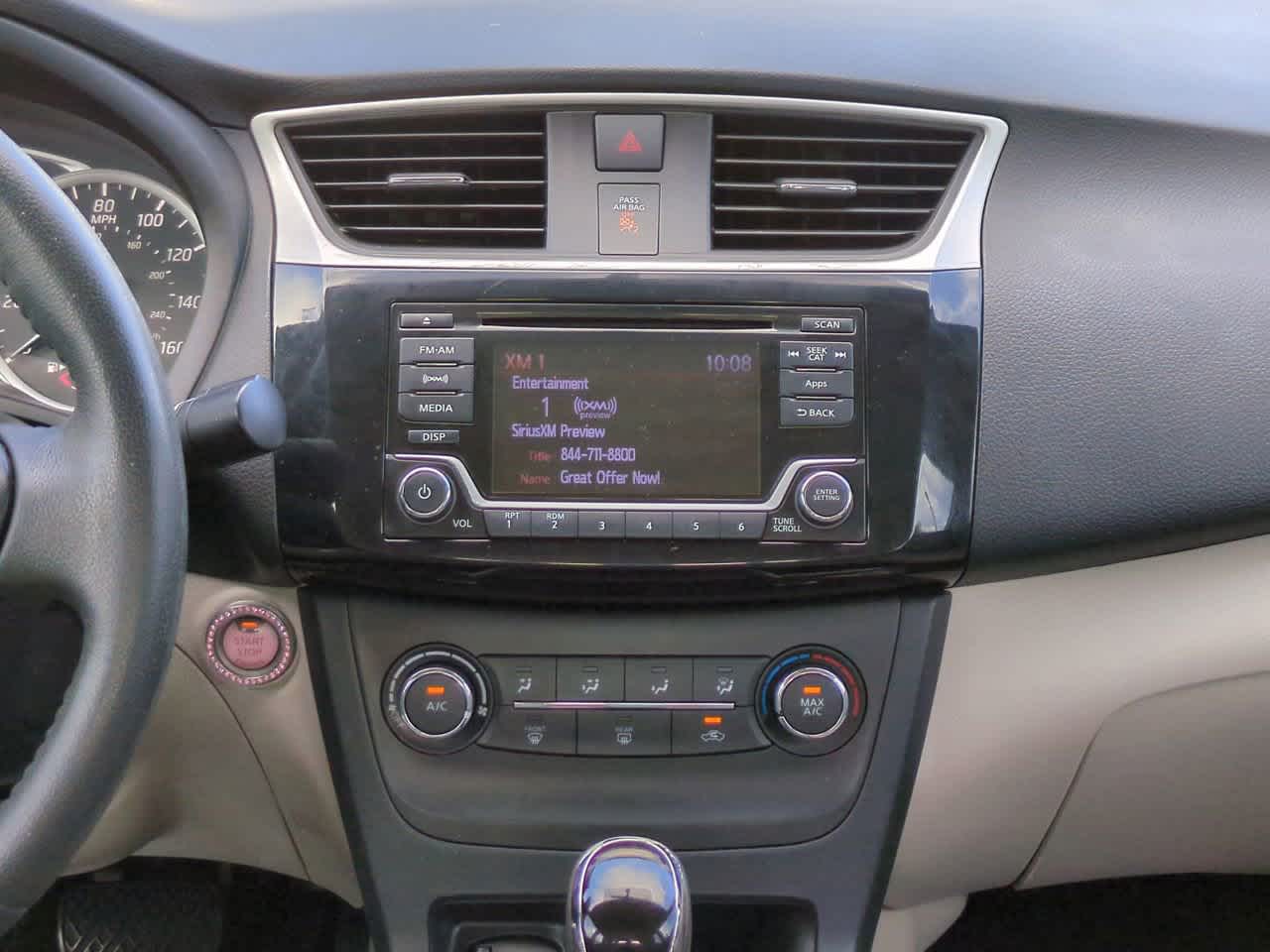 Thumbnail: 2016 Nissan Sentra - 17