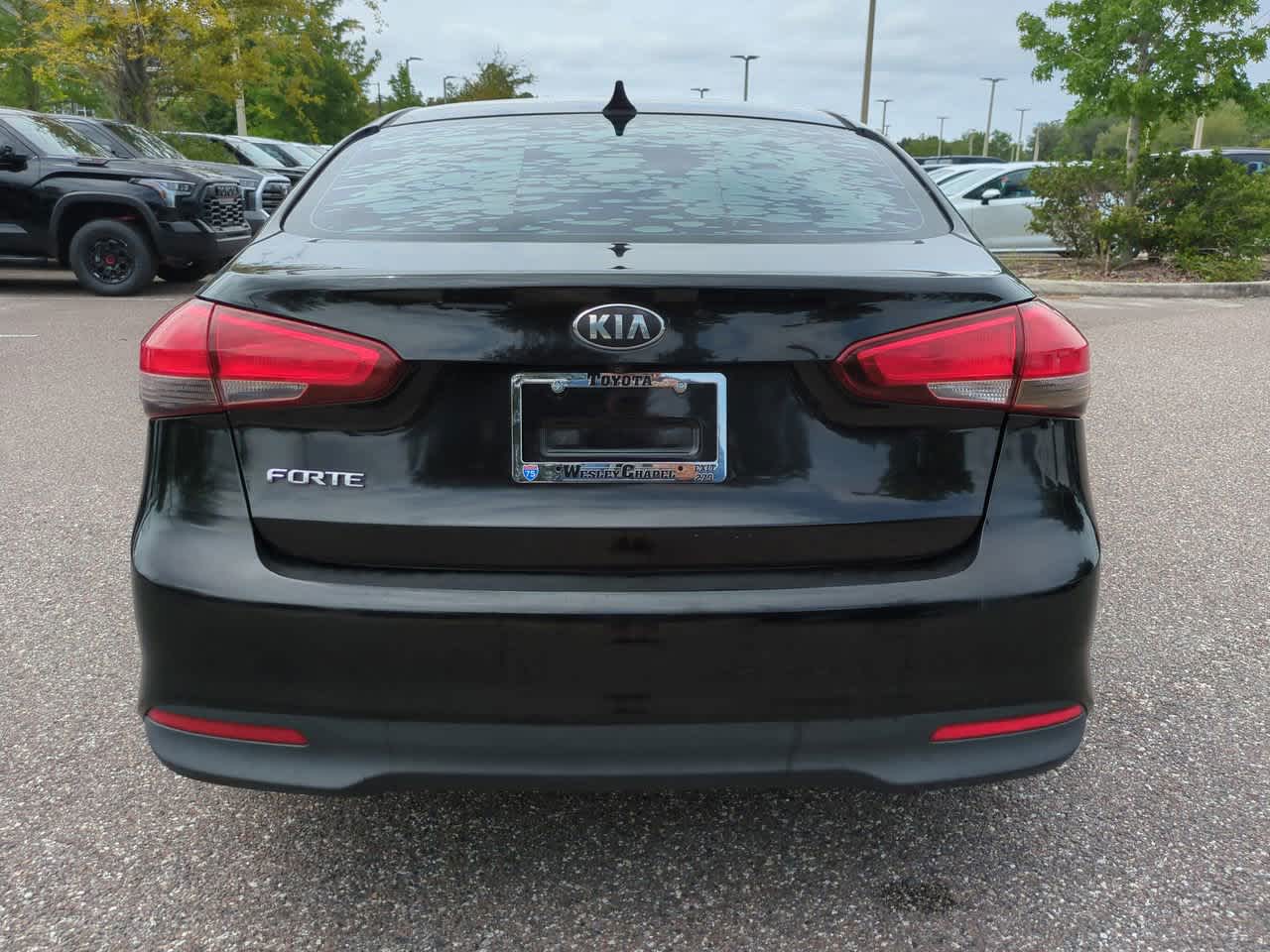 Thumbnail: 2017 Kia Forte - 5
