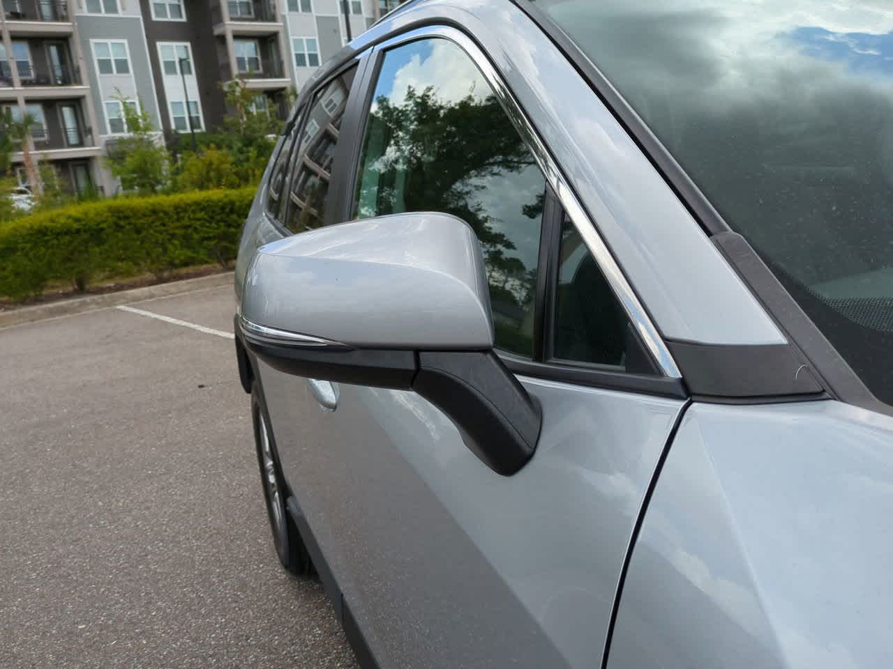 2023 Toyota RAV4 XLE 12