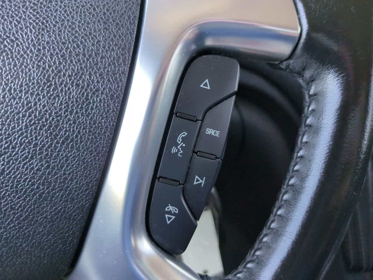 Thumbnail: 2017 Chevrolet Traverse - 24