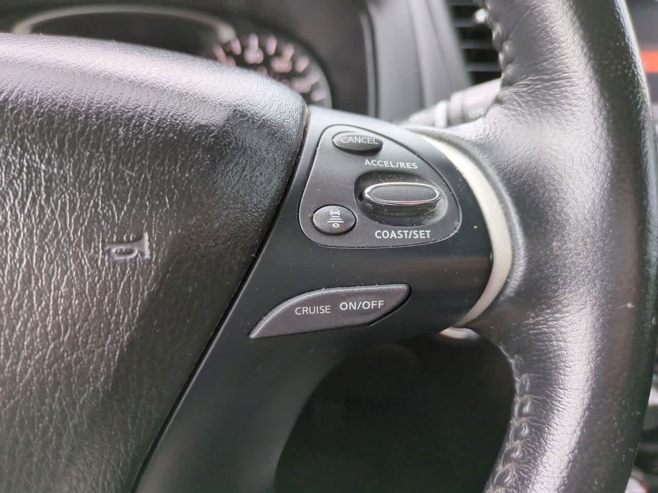 Thumbnail: 2020 Nissan Pathfinder - 23