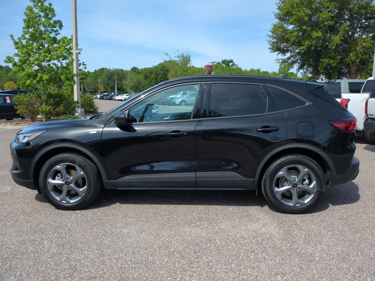Thumbnail: 2025 Ford Escape - 3