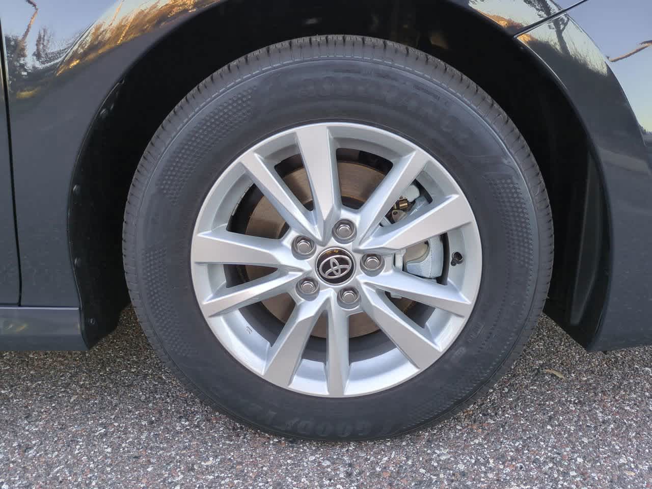 Thumbnail: 2026 Toyota Camry - 11