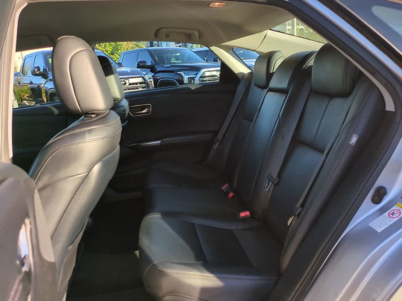 Thumbnail: 2018 Toyota Avalon - 13