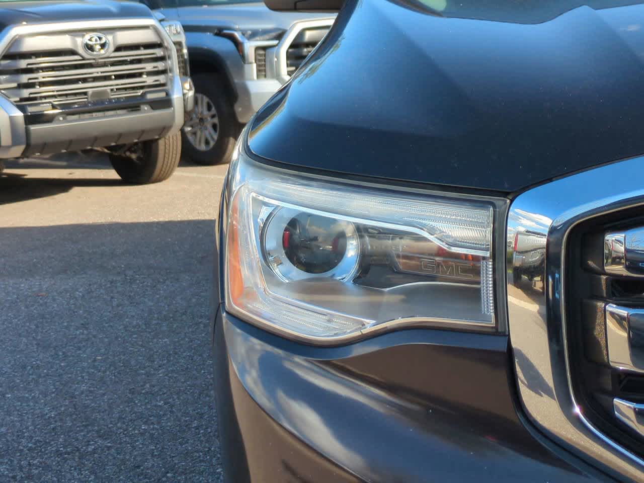 Thumbnail: 2017 GMC Acadia - 10