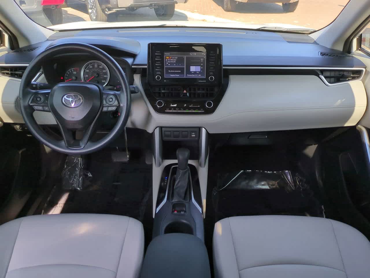 Thumbnail: 2022 Toyota Corolla Cross - 14