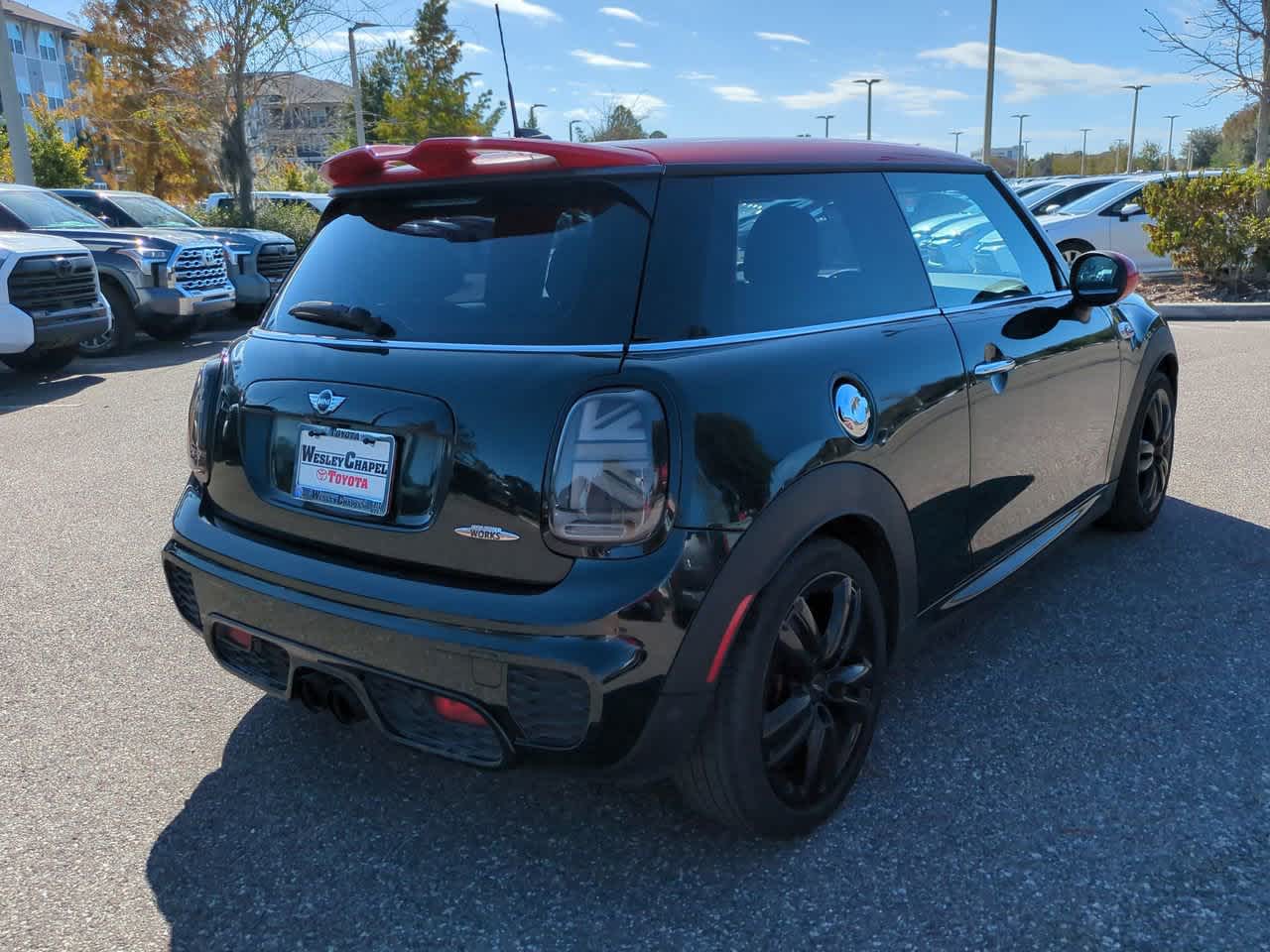 Thumbnail: 2017 MINI Cooper Hardtop - 6