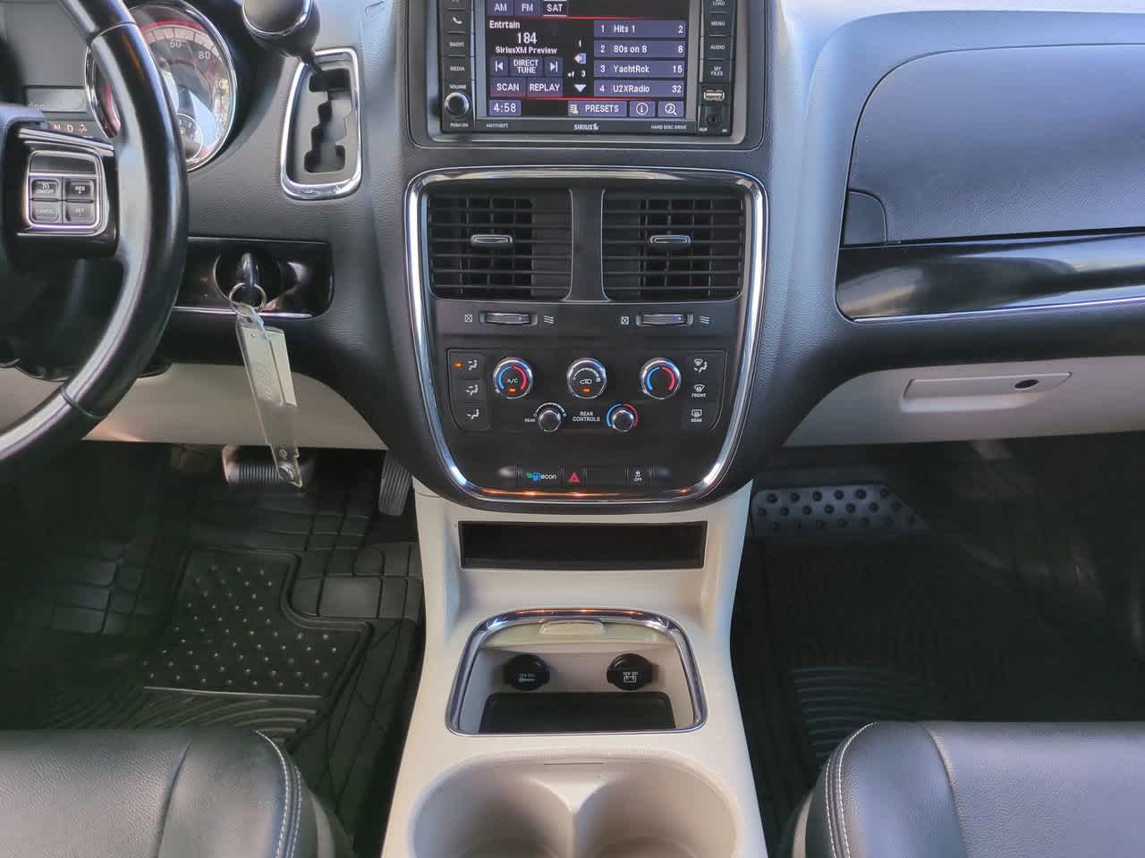 Thumbnail: 2017 Dodge Grand Caravan - 19