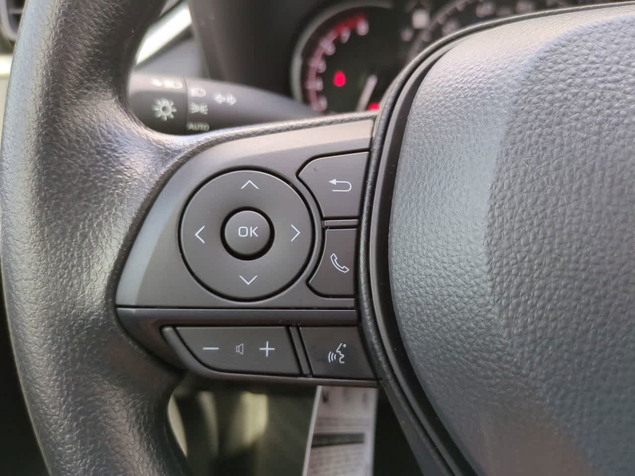 Thumbnail: 2025 Toyota RAV4 - 23