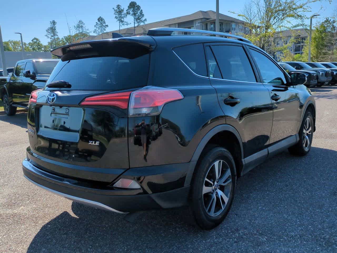 Thumbnail: 2016 Toyota RAV4 - 6