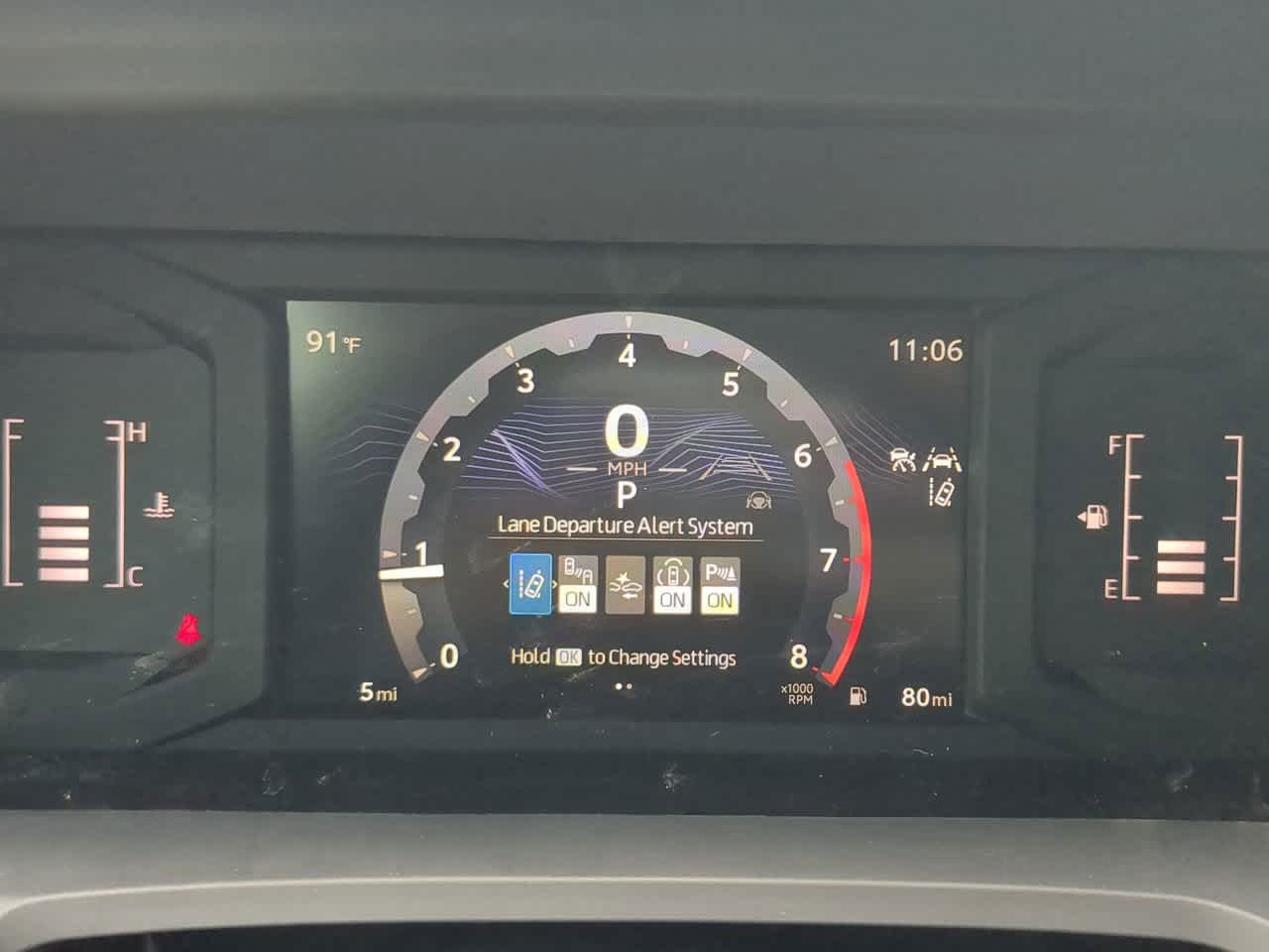 2025 Toyota Tacoma SR5 23