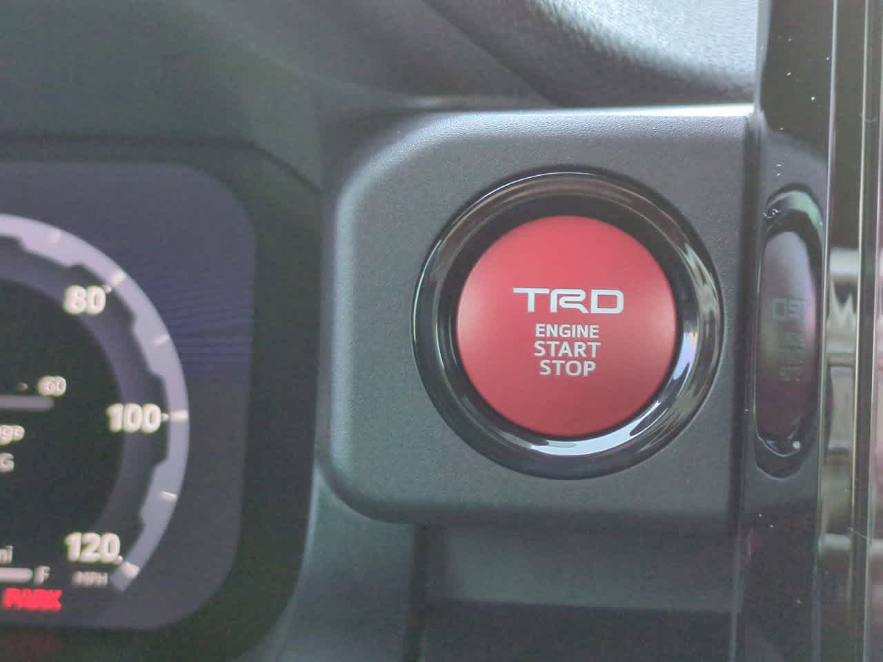 Thumbnail: 2025 Toyota 4Runner - 27