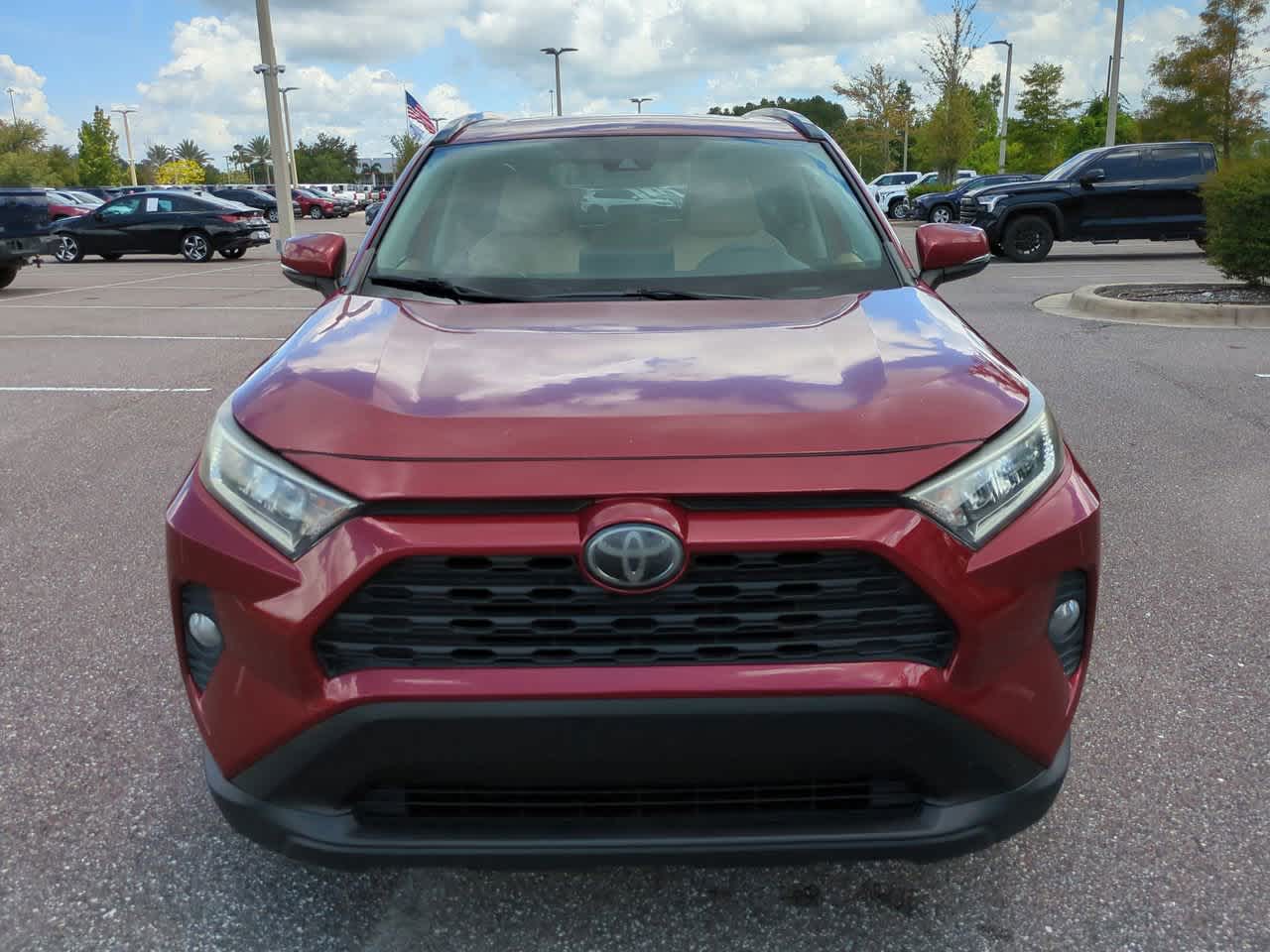 Thumbnail: 2019 Toyota RAV4 - 9