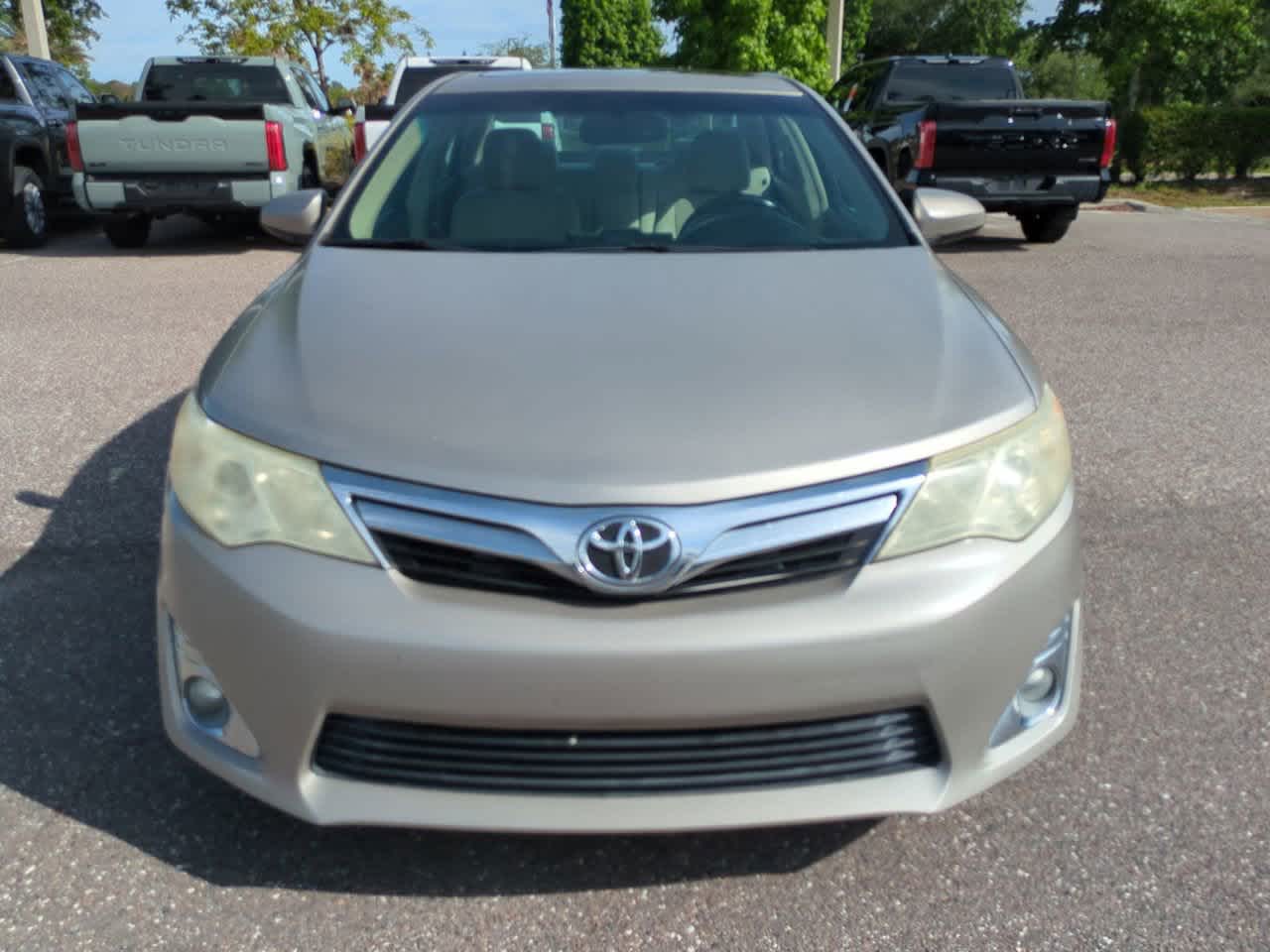 Thumbnail: 2014 Toyota Camry - 9