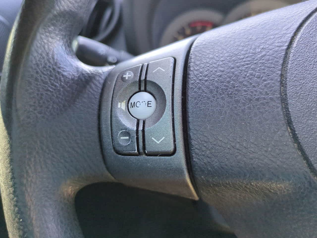 Thumbnail: 2011 Toyota RAV4 - 17
